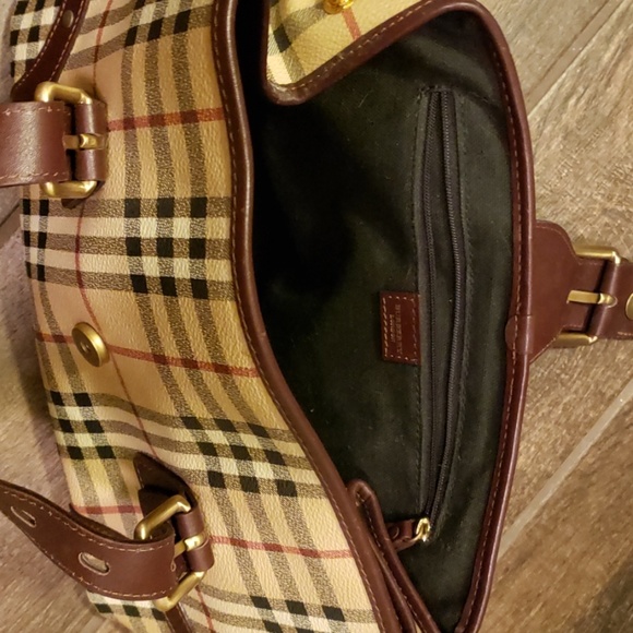 Burberry London Purse - Picture 2 of 4